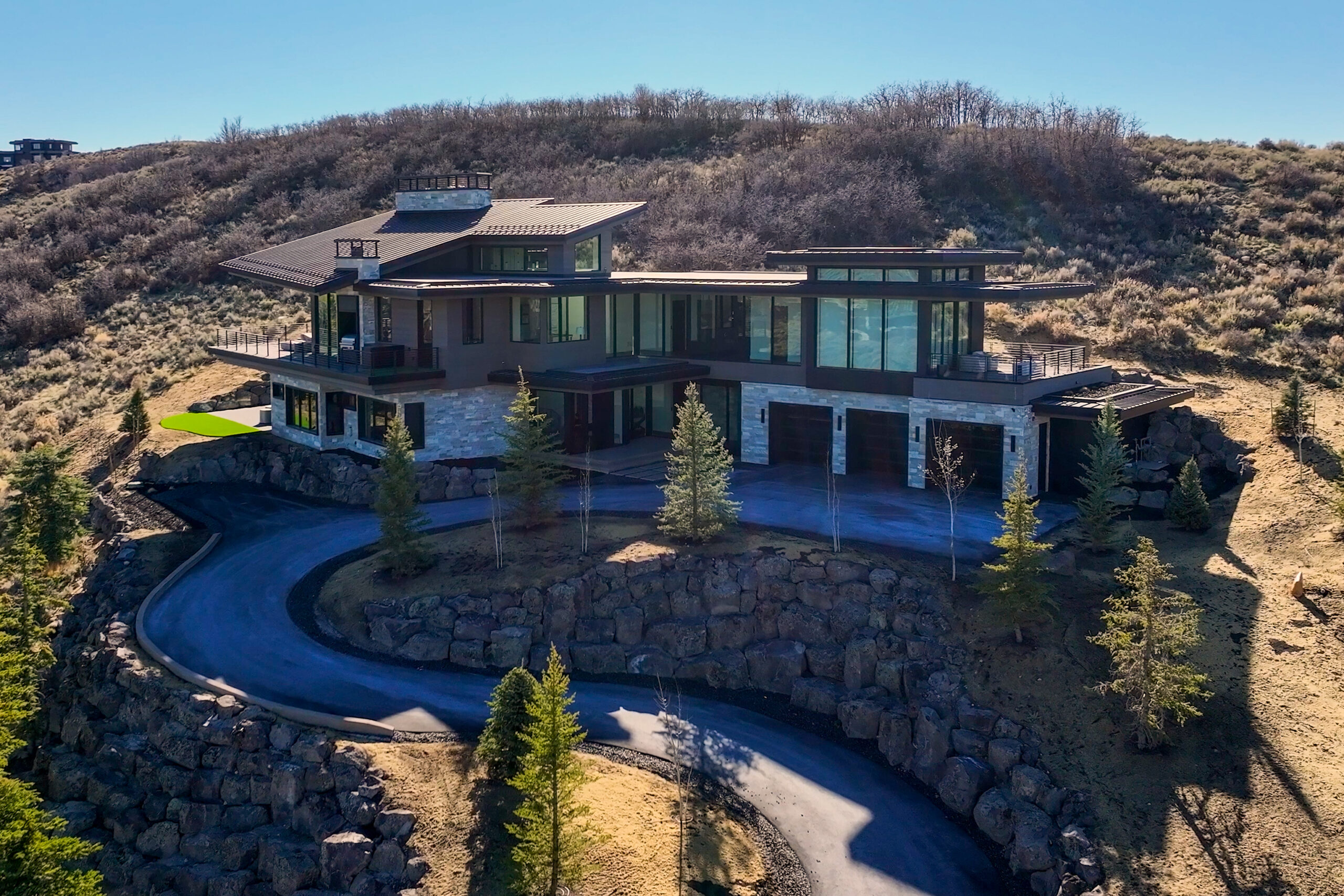 Granite Horizon contemporary custom mountain estate by Hess Construction in Utah